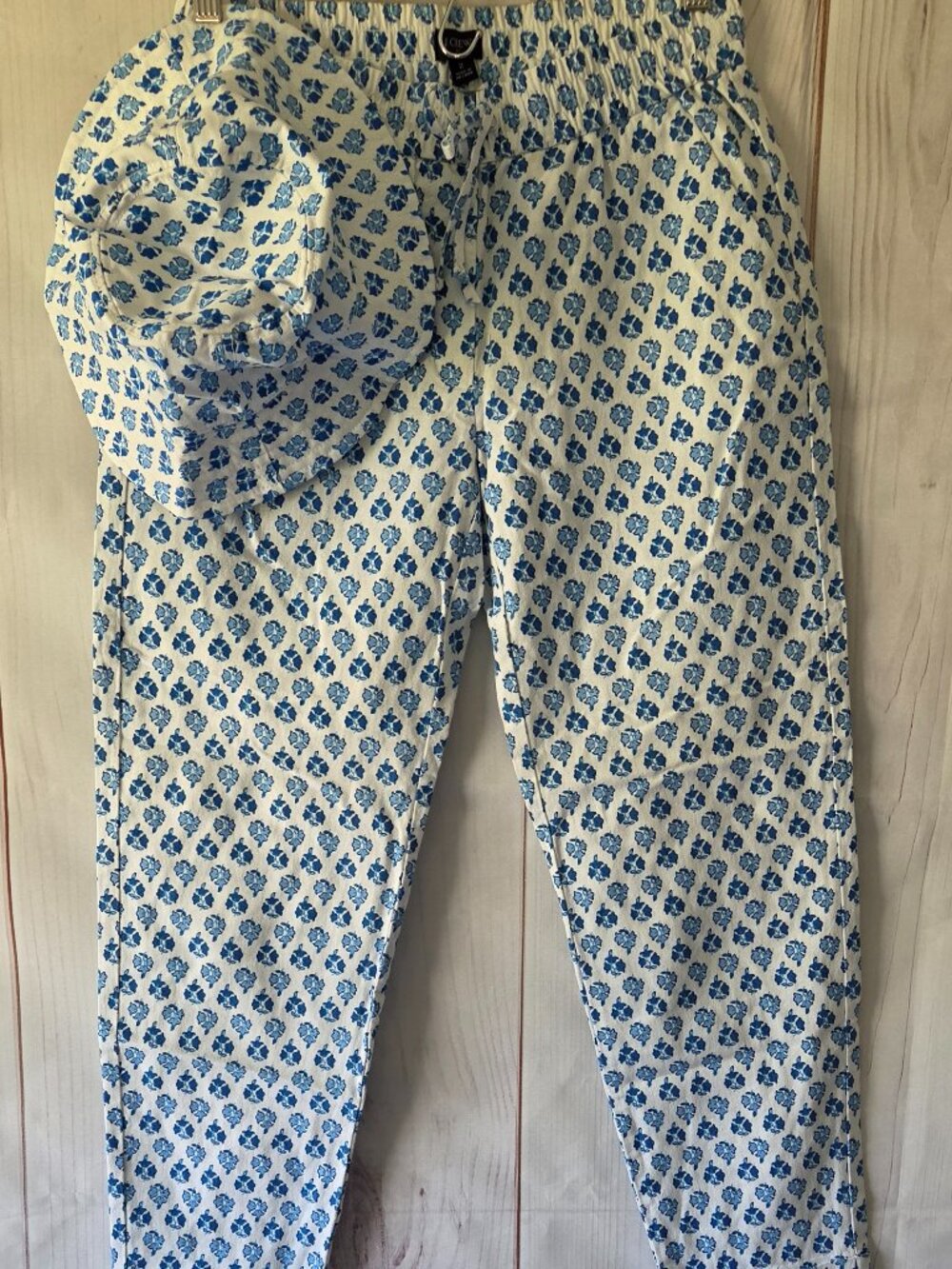 J. Crew matching trousers and bucket hat set, Women’s 2 pants, S-M hat, floral